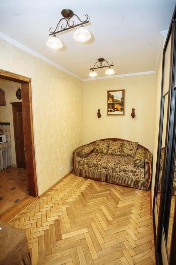 Appartamento Halytska Leopoli Esterno foto